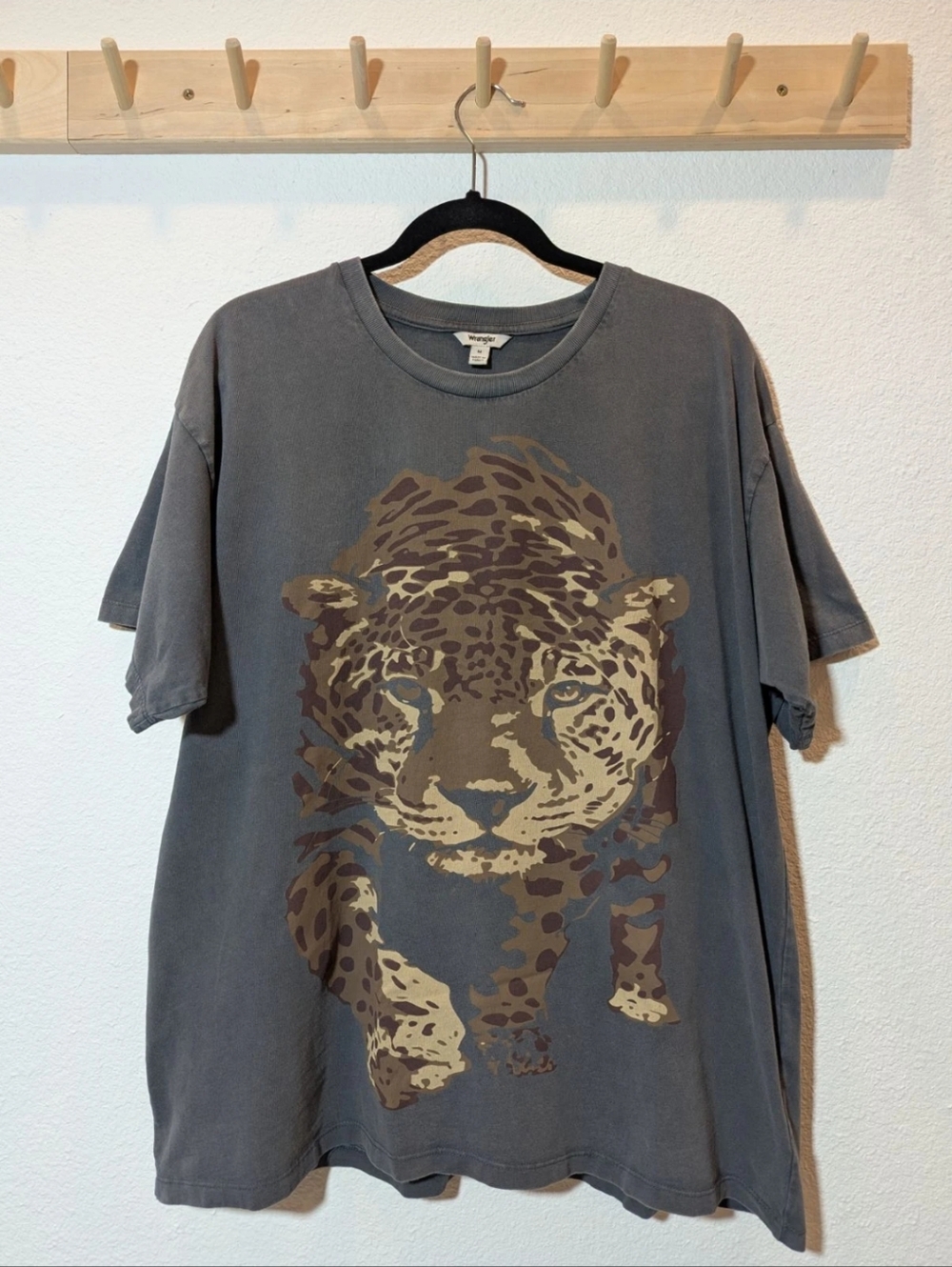 Free people X Wrangler Gray Graphic Leopard Tee